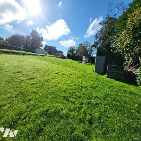Maison d'habitation à vendre dans le centre de Landeleau, Finistère 29