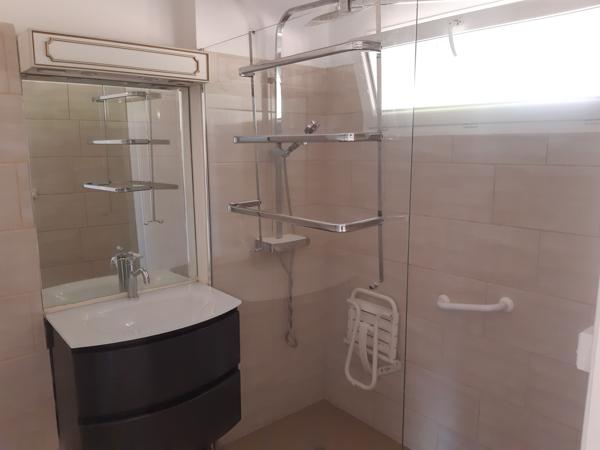 Maison
         5 pièces
        - 110 m² 225 000 €*