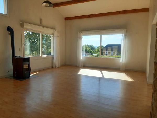 Maison
         5 pièces
        - 110 m² 225 000 €*