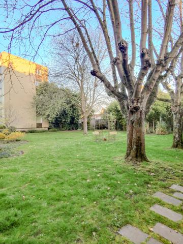 Houilles (78800) Houilles, rue de la Paix, 4 pièces de 68 m² à rénover, 2/3 chambres, cave et box