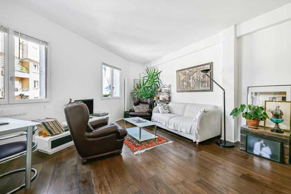 Paris (75005) Paris 5ème quartier de la Sorbonne, très bel appartement trois pièces avec vue sur Note-Dame.