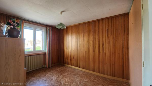 Maison T5+1 entretenue, garage camping-car, "suite parental" de plain-pied et extérieur facile à vivre : un bien rare poche du village !