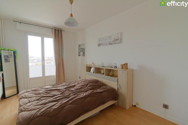 Appartement
         2 pièces
        - 44 m² Exclusivité 115 000 € *