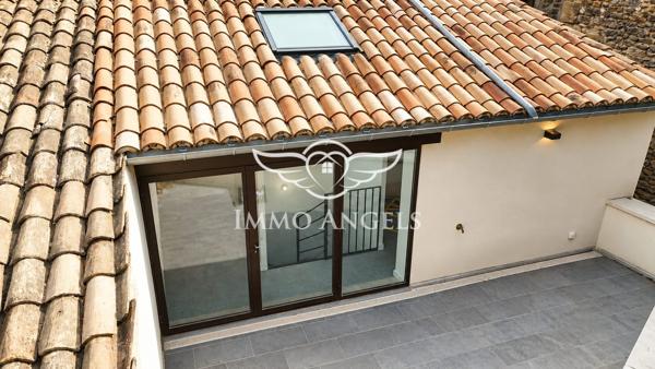 Maison de charme rénovée avec terrasse 18 m² - DPE C - Saint-Cécile