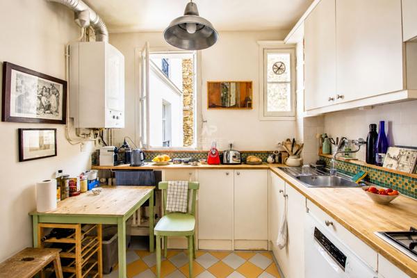 PARIS 18EME - JULES JOFFRIN / ORDENER - APPARTEMENT FAMILIAL 832 000 € **  - Référence  VC-EX-6818