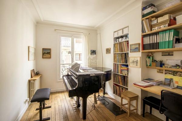 PARIS 18EME - JULES JOFFRIN / ORDENER - APPARTEMENT FAMILIAL 832 000 € **  - Référence  VC-EX-6818