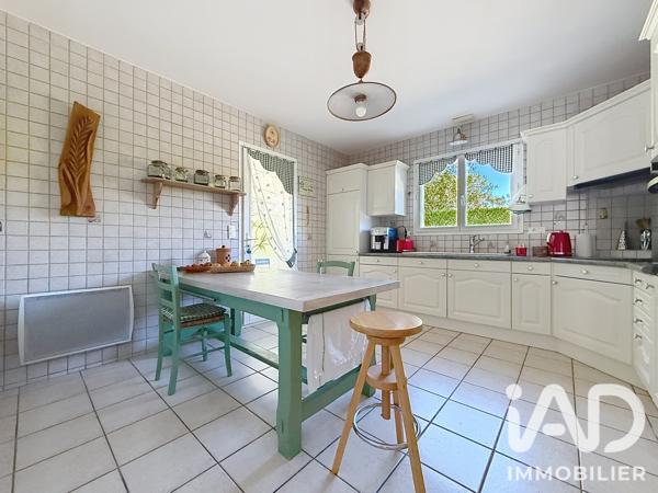Maison à vendre 6 pièces 125 m² Saintes