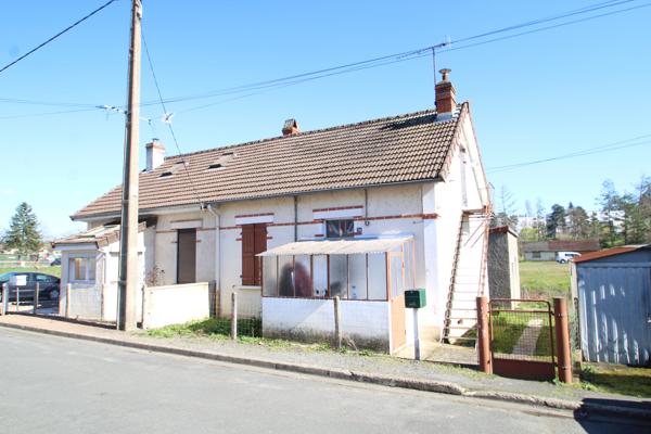 Bourbon-Lancy (71140) Maison mitoyenne à vendre : Investissement locatif