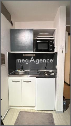 Appartement à GREOUX-LES-BAINS, 04800 - 1 pièce 20m²