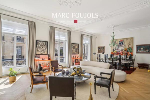 Paris VIII Triangle d’Or : appartement de 195 m² aux volumes exceptionnels