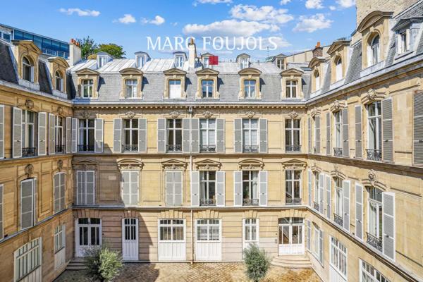 Paris VIII Triangle d’Or : appartement de 195 m² aux volumes exceptionnels