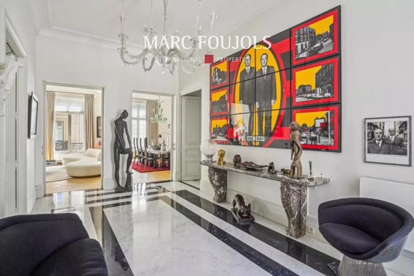 Paris VIII Triangle d’Or : appartement de 195 m² aux volumes exceptionnels