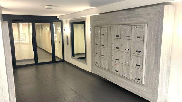 Appartement 2 pièces de 44 m² à Vallauris (06220)