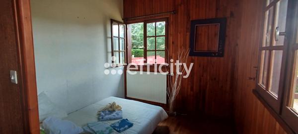 Maison
         5 pièces
        - 135 m² 140 000 € *