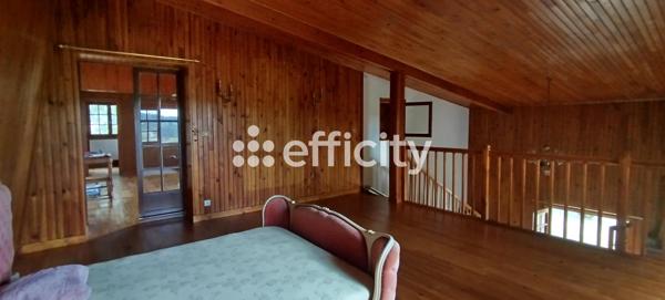 Maison
         5 pièces
        - 135 m² 140 000 € *