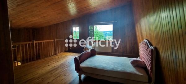 Maison
         5 pièces
        - 135 m² 140 000 € *