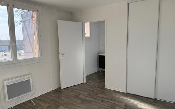 Appartement à louer    2 pièces •  Saint-Martin-d'Oney