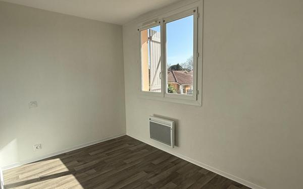 Appartement à louer    2 pièces •  Saint-Martin-d'Oney