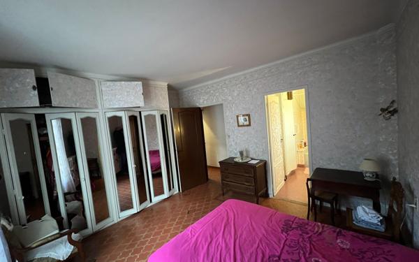 Maison à vendre    5 pièces • 206 m2 Barbentane