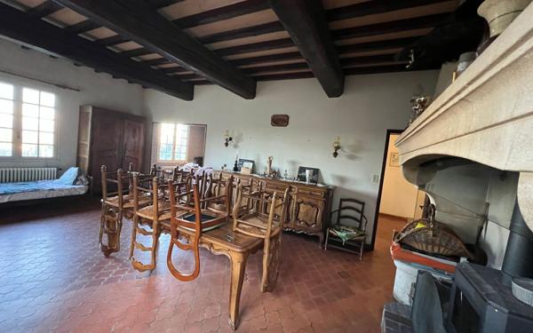 Maison à vendre    5 pièces • 206 m2 Barbentane