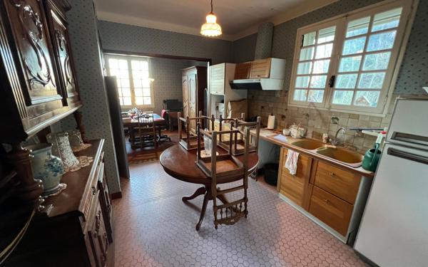 Maison à vendre    5 pièces • 206 m2 Barbentane