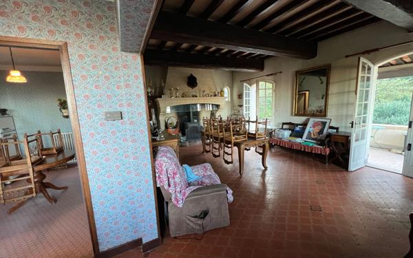 Maison à vendre    5 pièces • 206 m2 Barbentane