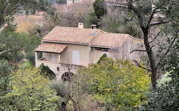 Maison à vendre    5 pièces • 206 m2 Barbentane