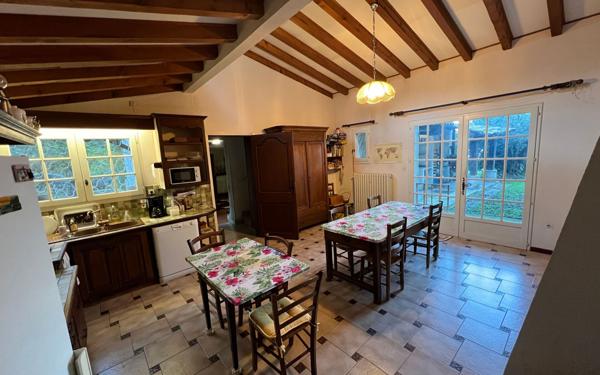 Maison à vendre    5 pièces • 206 m2 Barbentane