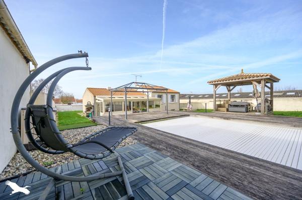 Maison à vendre |  Nieul-sur-Mer |  5 pièces | 142 m²