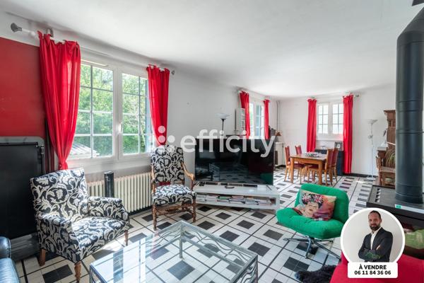 Maison
         6 pièces
        - 140 m² 339 500 € *