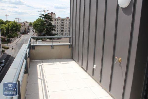 Appartement à louer 1 pièce 30.27m²