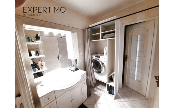 Poitiers (86000) POITIERS - F2 avec terrasse couverte et garage en sous-sol dans une résidence sécurisée avec ascenseur