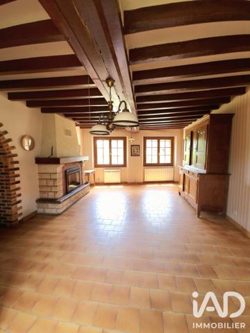 Maison à vendre 9 pièces 187 m² Saint-Amand-en-Puisaye