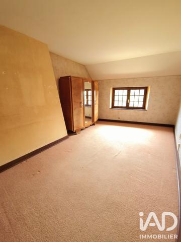 Maison à vendre 9 pièces 187 m² Saint-Amand-en-Puisaye