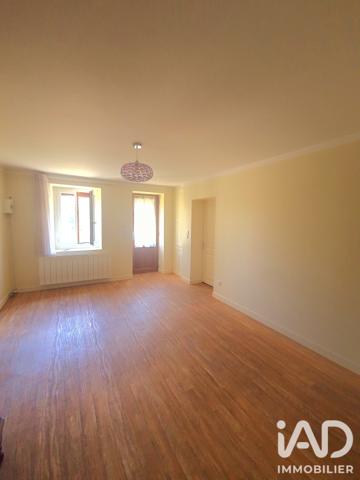 Maison à vendre 9 pièces 187 m² Saint-Amand-en-Puisaye