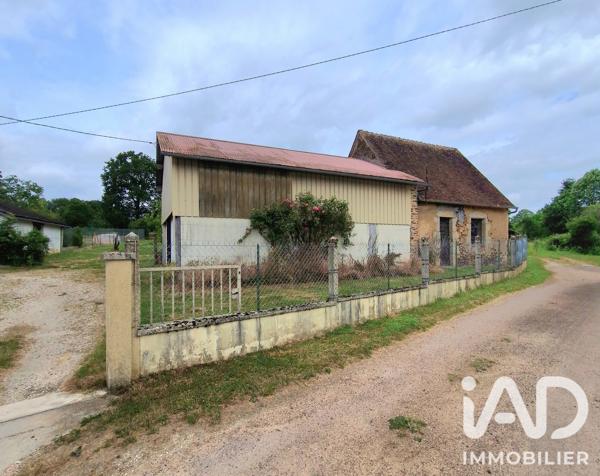 Maison à vendre 9 pièces 187 m² Saint-Amand-en-Puisaye