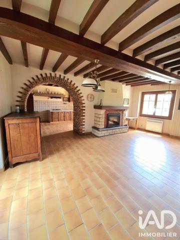 Maison à vendre 9 pièces 187 m² Saint-Amand-en-Puisaye