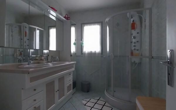 Maison à vendre    7 pièces •  Boisseuil