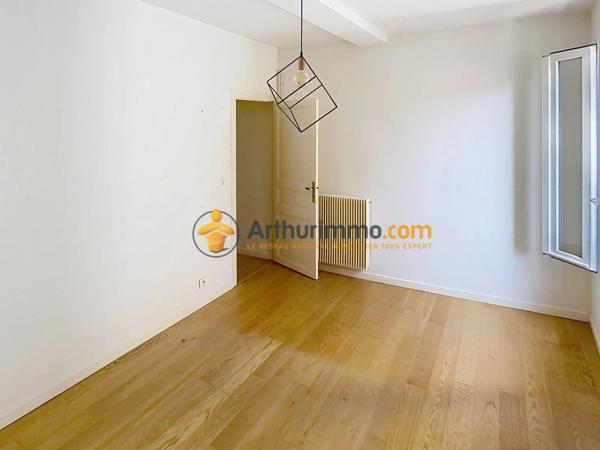 Vente                                                      Appartement
                        
                     4 pièces                      80 m2                     à Perpignan