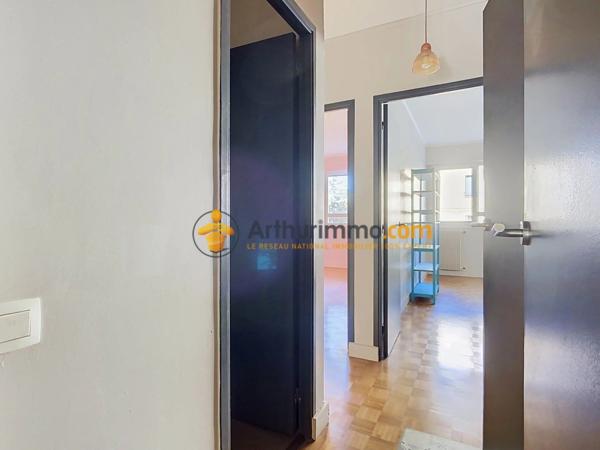Location                                                      Appartement
                        
                     3 pièces                      95 m2                     à Perpignan