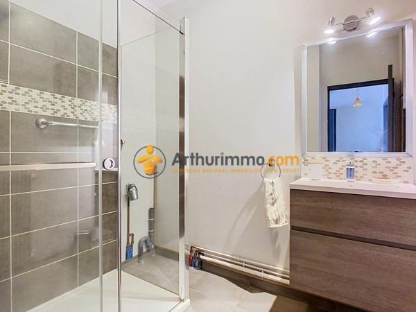 Location                                                      Appartement
                        
                     3 pièces                      95 m2                     à Perpignan