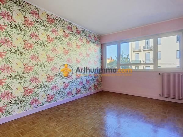 Location                                                      Appartement
                        
                     3 pièces                      95 m2                     à Perpignan