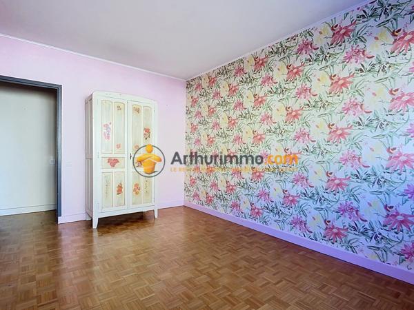 Location                                                      Appartement
                        
                     3 pièces                      95 m2                     à Perpignan