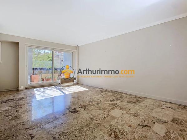 Location                                                      Appartement
                        
                     3 pièces                      95 m2                     à Perpignan