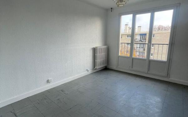 Appartement à louer    2 pièces •  Rosny-sous-Bois