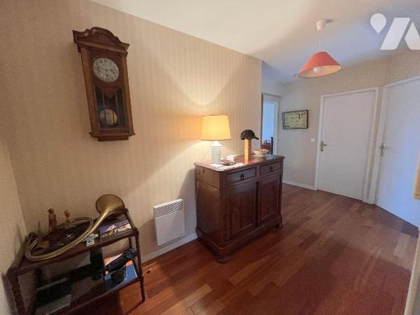 Appartement à Vendre en exclusivité chez votre Notaire.
Pour investisseur.
Notre Service Immo...