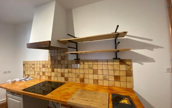 Appartement à louer    3 pièces • 79 m2 Lautrec