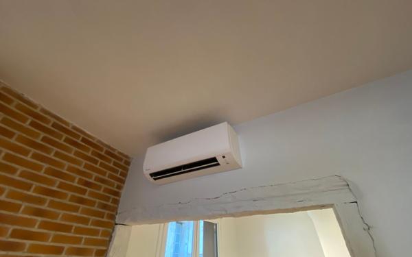 Appartement à louer    3 pièces • 79 m2 Lautrec