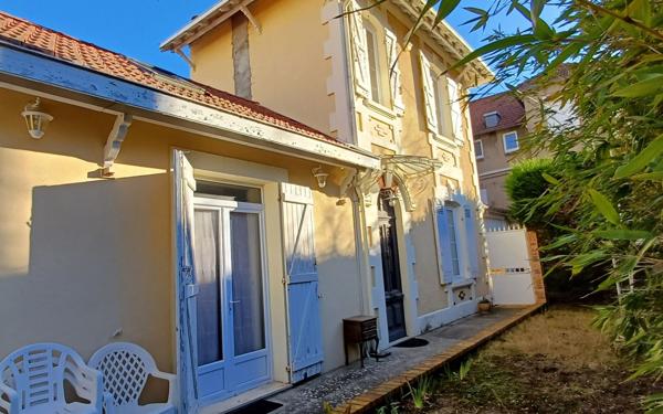 Maison à vendre    5 pièces •  Arcachon