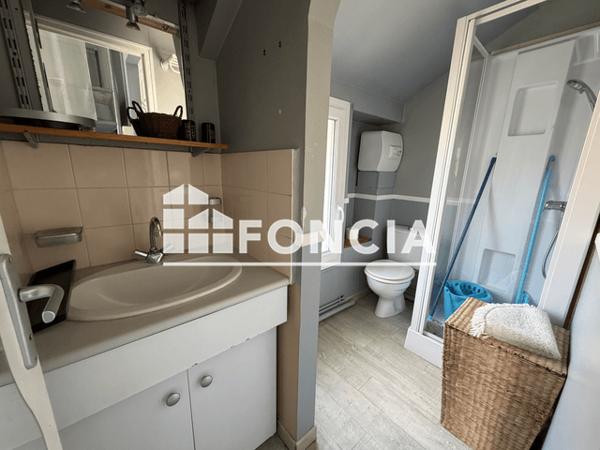 Location Studio meublé 17.04 m² - 200 RUE GEORGE SAND Tours 37000